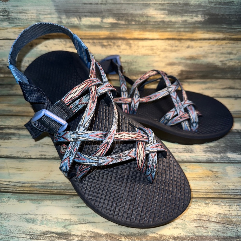 Chaco sandals size 7 Strappy sport